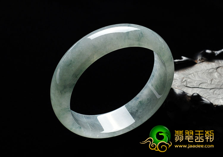 冰种飘花缅甸翡翠A货手镯（58mm）