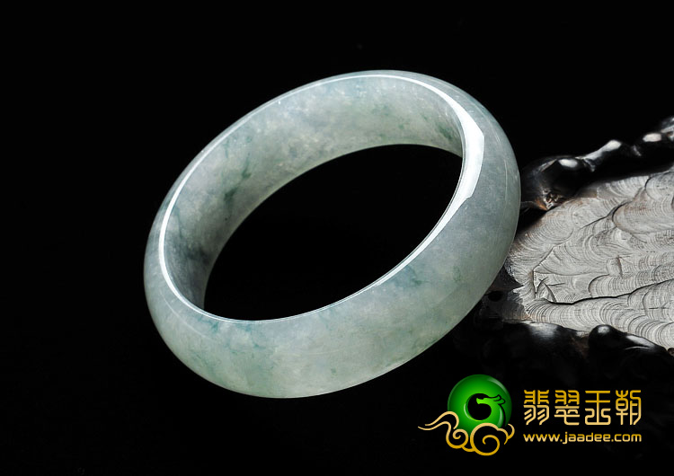 冰种飘花缅甸翡翠A货手镯（58mm）