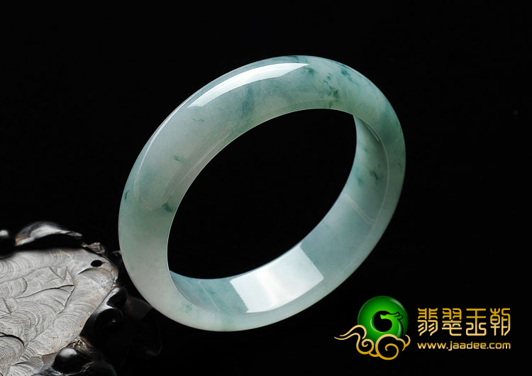 冰种飘花缅甸翡翠A货手镯（56mm）