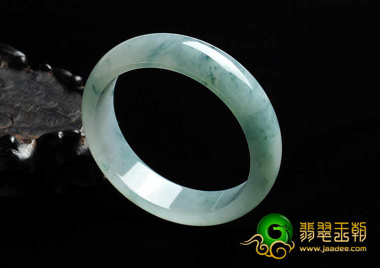 冰种飘花缅甸翡翠A货手镯（56mm）
