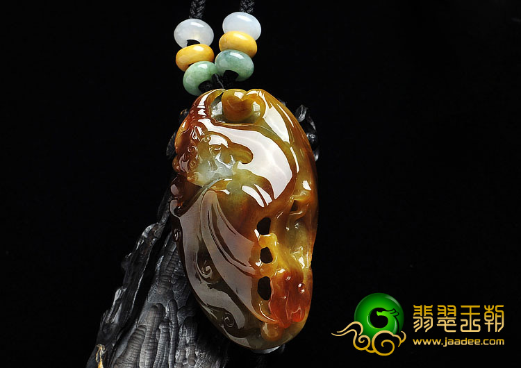 糯冰种褐黄翡缅甸翡翠A货蝙蝠挂件