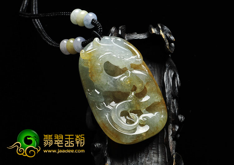 冰种黄翡缅甸翡翠A货飞龙挂件