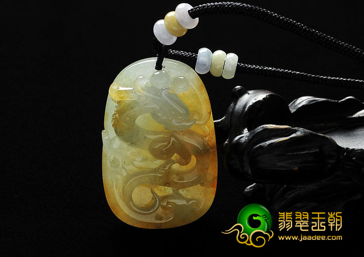 冰种黄翡缅甸翡翠A货飞龙挂件