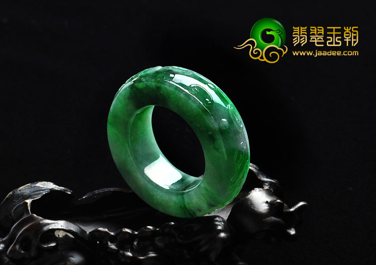糯冰种翠色缅甸翡翠A货龙凤平安圈挂件