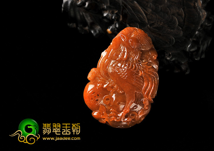 糯冰种红翡缅甸翡翠A货冠上加官挂件