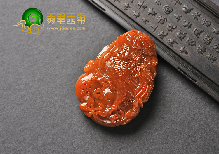 糯冰种红翡缅甸翡翠A货冠上加官挂件