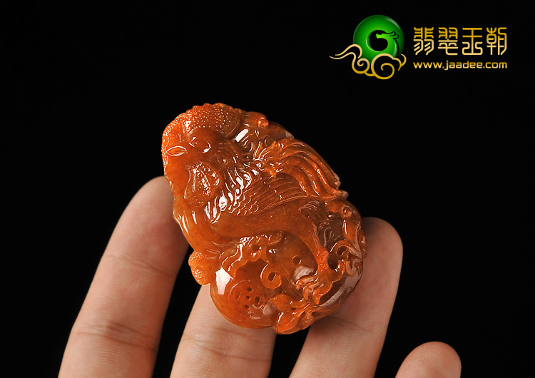 糯冰种红翡缅甸翡翠A货冠上加官挂件