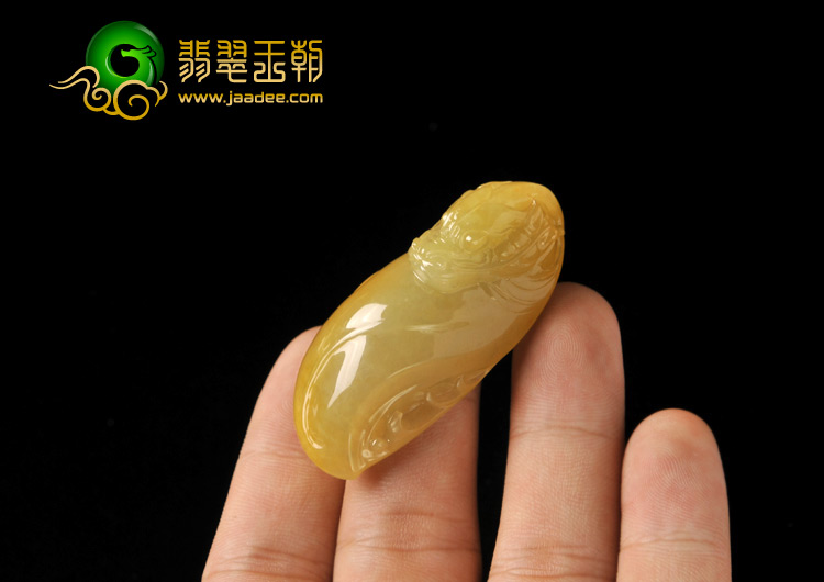 冰种黄翡缅甸翡翠A货龙头挂件