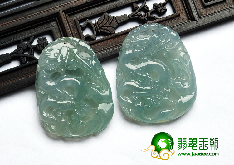 冰种晴水缅甸翡翠A货龙牌挂件（一对）