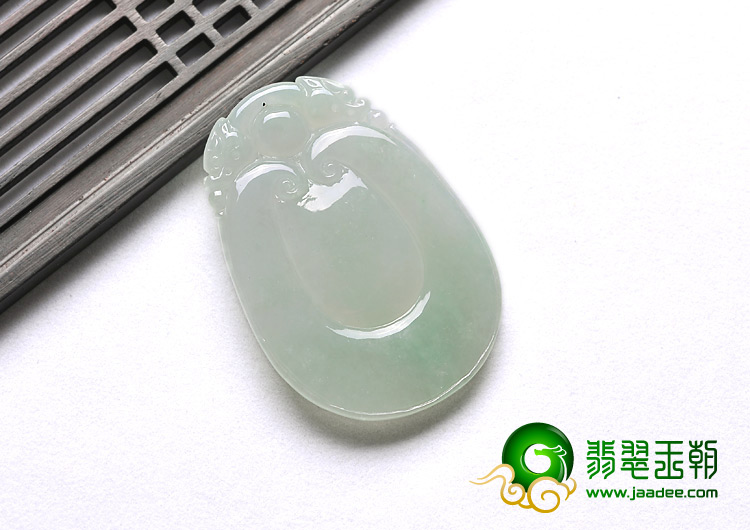 冰种晴水缅甸翡翠A货双龙如意挂件