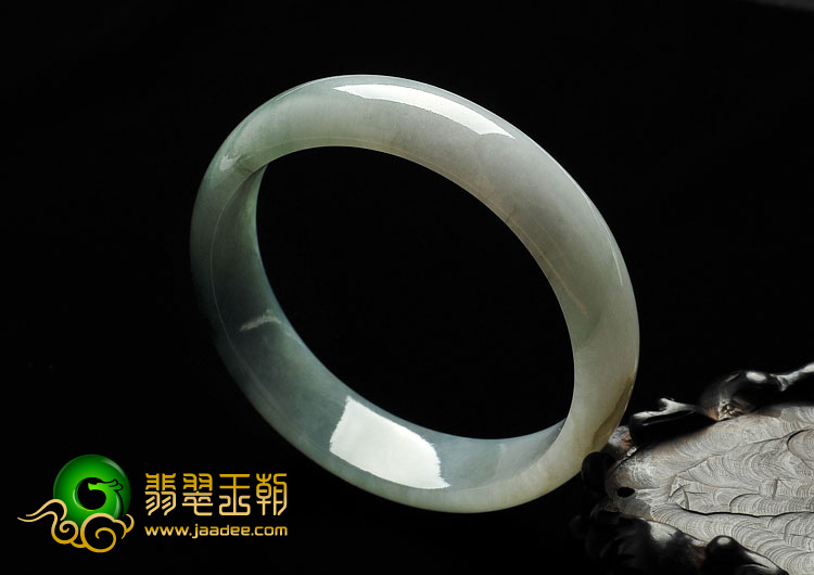 糯冰种飘花缅甸翡翠A货手镯（64.6mm）