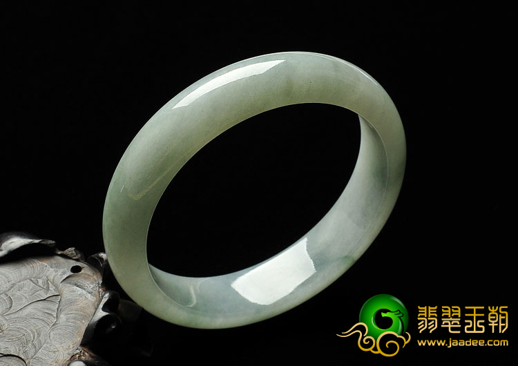 糯冰种晴水缅甸翡翠A货手镯（57.6mm）