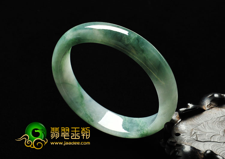 糯冰种飘花缅甸翡翠A货手镯（57.4mm）