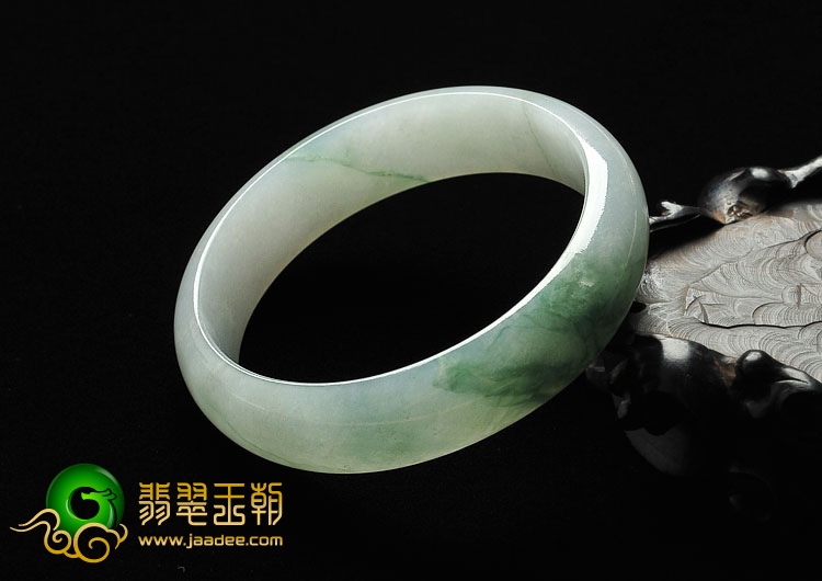 糯冰种飘花缅甸翡翠A货手镯（58.2mm）