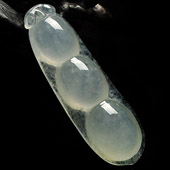 冰种晴水缅甸翡翠A货四季豆挂件