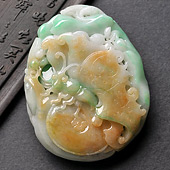 糯冰种三彩缅甸翡翠A货蝶恋花挂件
