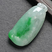 糯冰种翠色缅甸翡翠A货福瓜挂件