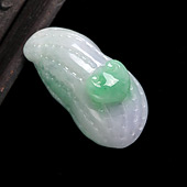 细糯种春带彩缅甸翡翠A货花生挂件