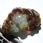 糯冰种褐翡缅甸翡翠A货蝙蝠挂件