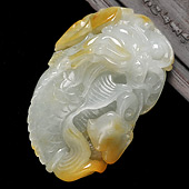 糯冰种晴水黄翡缅甸翡翠A货龙头鱼挂件