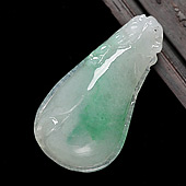 糯冰种飘翠缅甸翡翠A货福瓜挂件