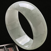 糯冰种晴水缅甸翡翠A货手镯（57.4mm）
