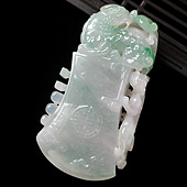糯冰种晴水略飘翠缅甸翡翠A货府中有龙挂件