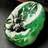糯冰种翠色缅甸翡翠A货蝴蝶挂件