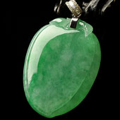 冰种阳绿缅甸翡翠A货福瓜挂件