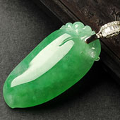 冰种阳绿缅甸翡翠A货福瓜挂件