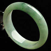 糯冰种淡三彩缅甸翡翠A货手镯（54.8mm）