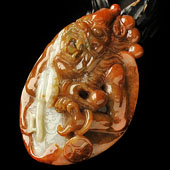 糯冰种褐红翡缅甸翡翠A货怪兽手玩件