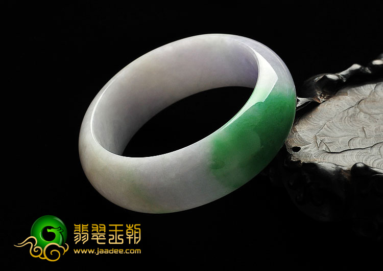 糯冰种春带彩缅甸翡翠A货手镯（55.6mm）