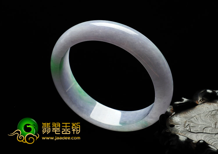 糯冰种春带彩缅甸翡翠A货手镯（56.7mm）