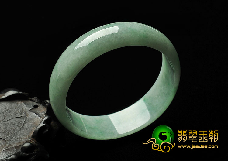 糯冰种飘翠缅甸翡翠A货手镯（56.8mm）