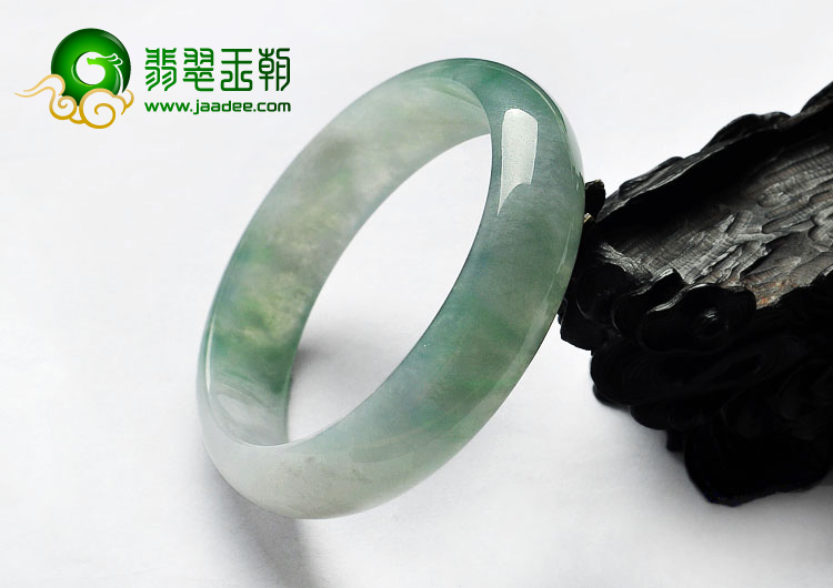 冰种晴水飘花缅甸翡翠A货手镯（58.7mm）