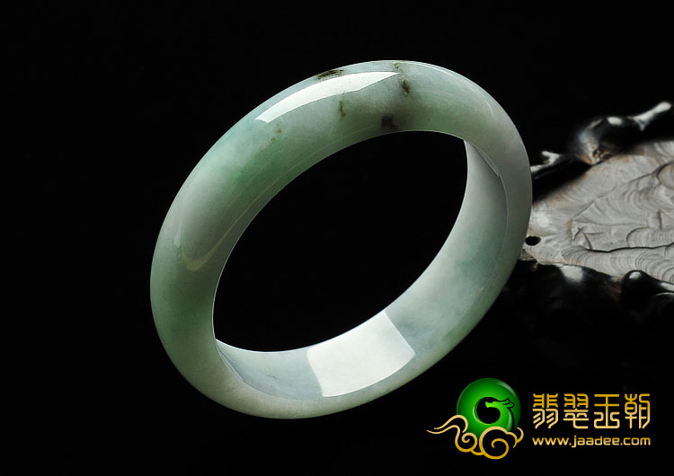 糯冰种晴水缅甸翡翠A货手镯（56.8mm）