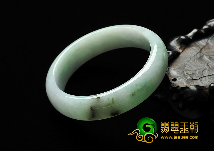 糯冰种晴水缅甸翡翠A货手镯（56.8mm）
