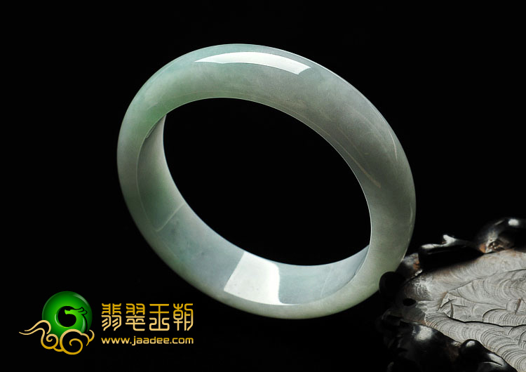 糯冰种晴水缅甸翡翠A货手镯（55.7mm）