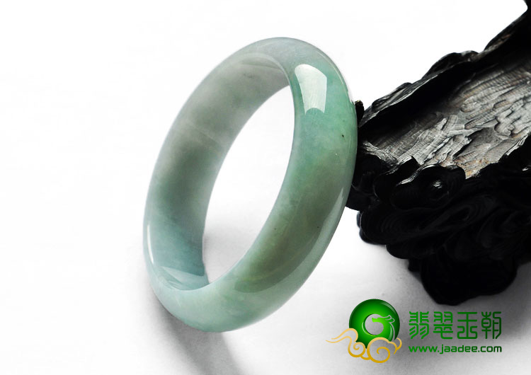糯冰种晴水缅甸翡翠A货手镯（54mm）