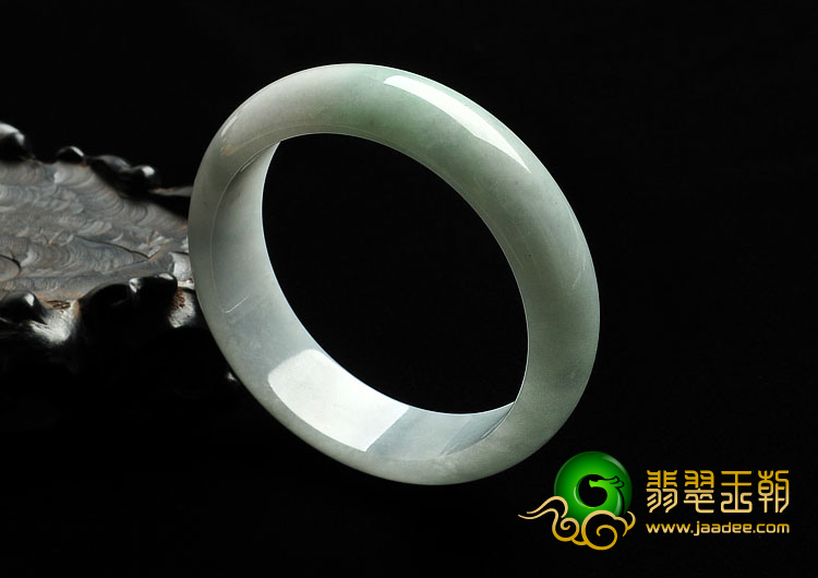 糯冰种晴水缅甸翡翠A货手镯（54mm）