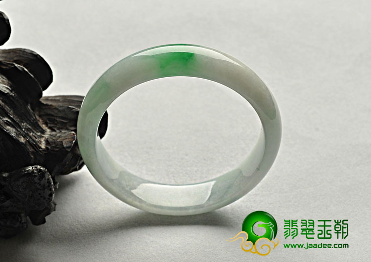 糯冰种飘翠缅甸翡翠A货手镯（54.5mm）