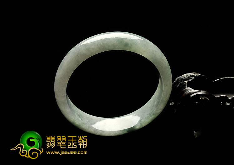 糯冰种晴水飘花缅甸翡翠A货手镯（58.5mm）