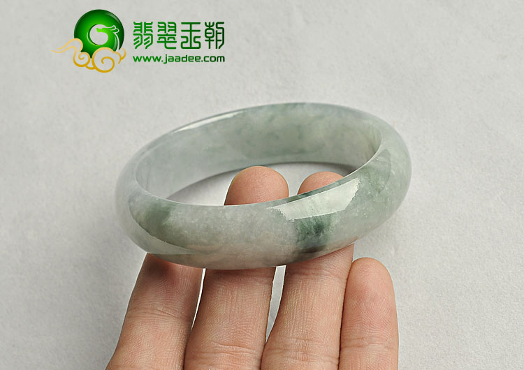 糯冰种晴水飘花缅甸翡翠A货手镯（58.5mm）