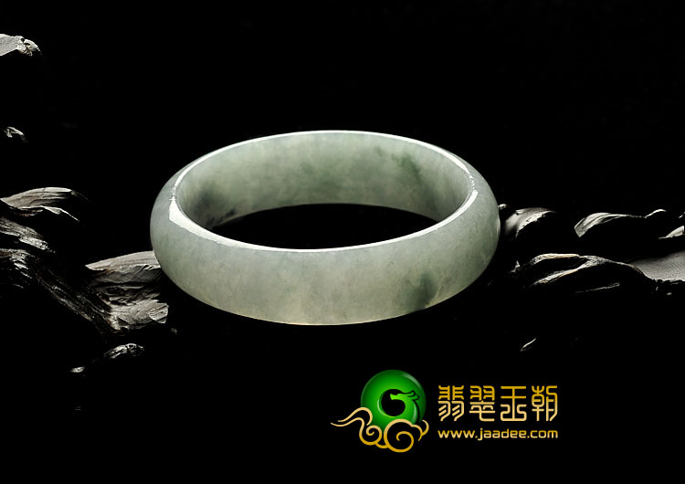 糯冰种晴水飘花缅甸翡翠A货手镯（58.5mm）