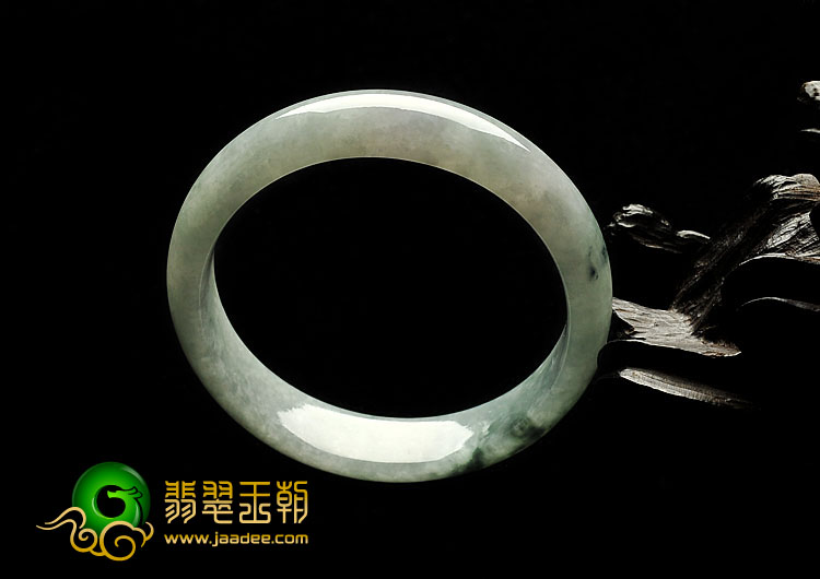 糯冰种晴水飘花缅甸翡翠A货手镯（58.5mm）