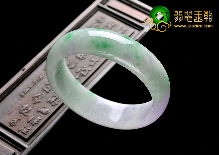 糯冰种春带彩缅甸翡翠A货手镯（56.4mm）