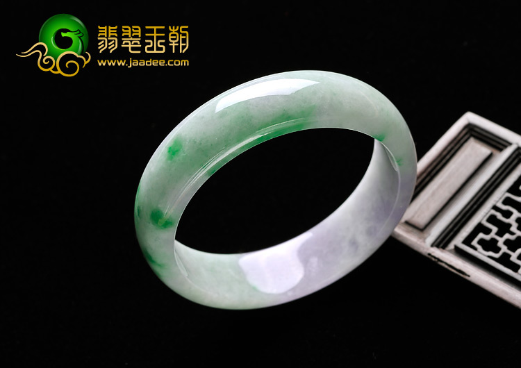 糯冰种春带彩缅甸翡翠A货手镯（56.4mm）