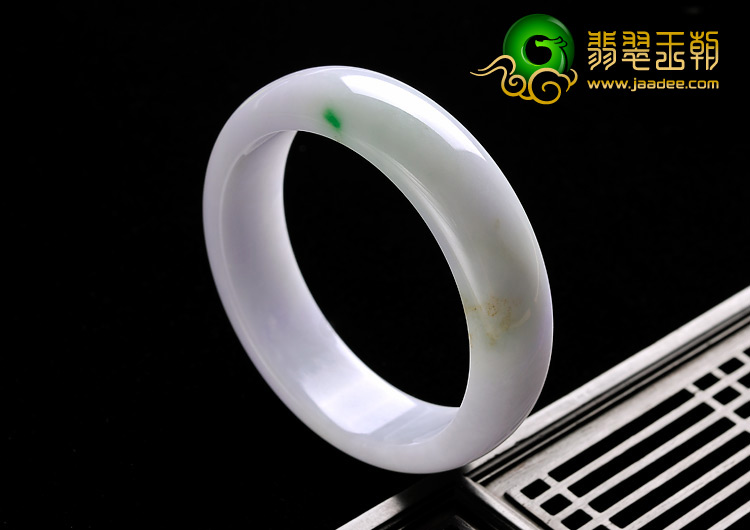 糯冰种淡春带彩缅甸翡翠A货手镯（60mm）