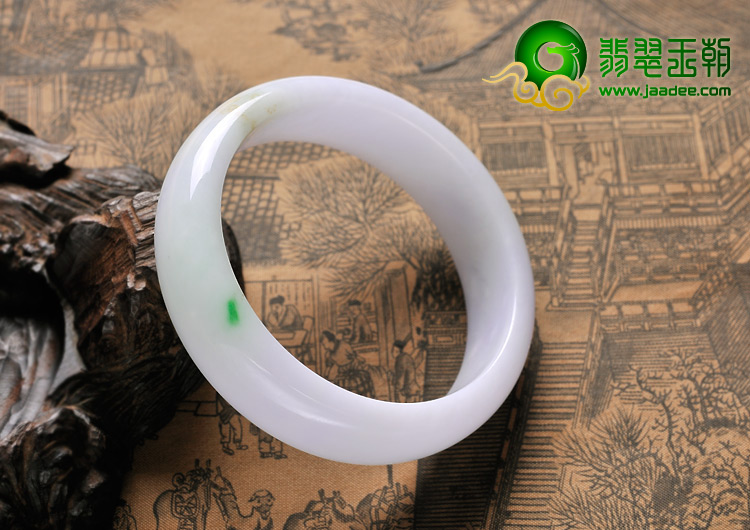 糯冰种淡春带彩缅甸翡翠A货手镯（60mm）